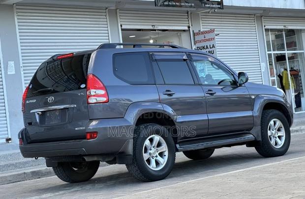 Toyota Land Cruiser Prado 2.7 i 16V 2006 Gray