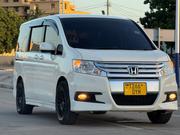 Honda Stepwgn 2011 White for sale