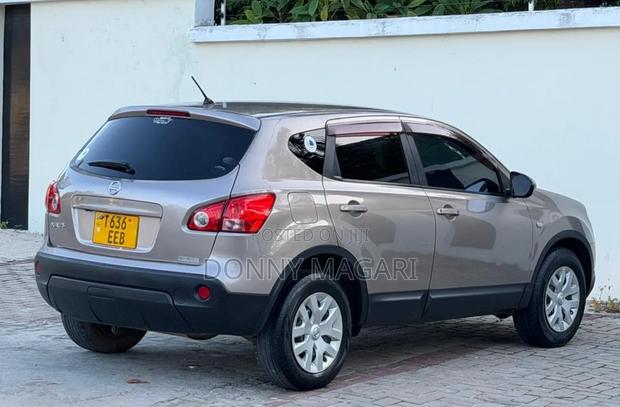 Nissan Dualis 2008 Gray