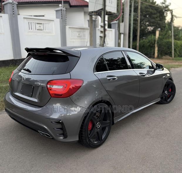 Mercedes-Benz A-Class 2014 Gray