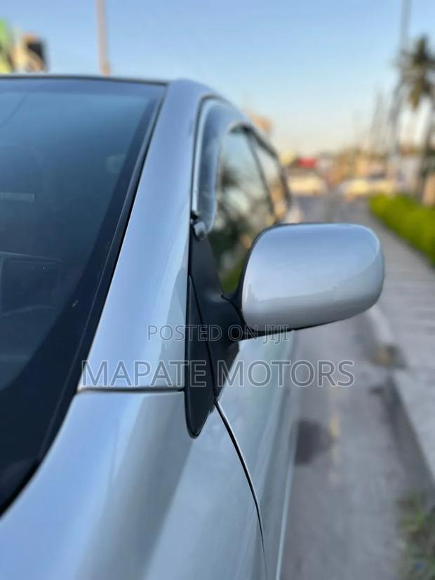 Toyota Allex 2003 Silver