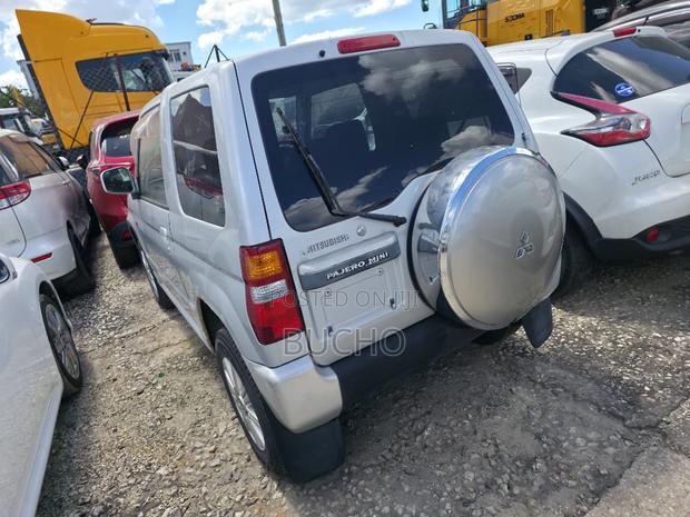 Mitsubishi Pajero Mini 1999 Silver