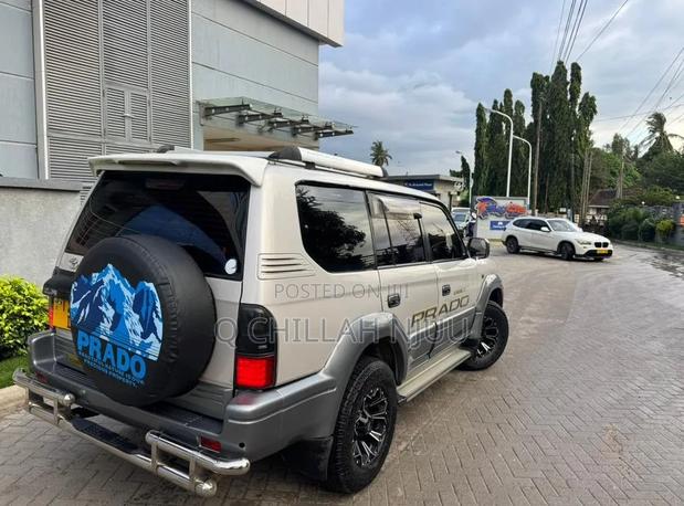 Toyota Land Cruiser Prado 1998 Silver