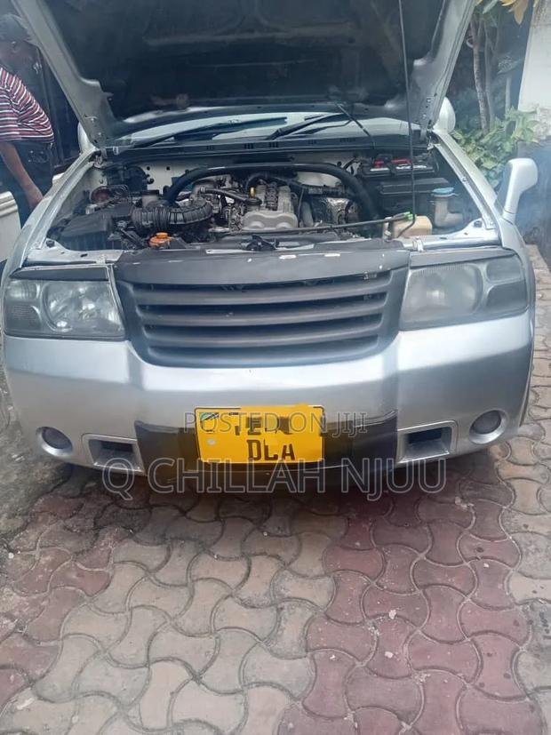 Suzuki Escudo 2001 Silver