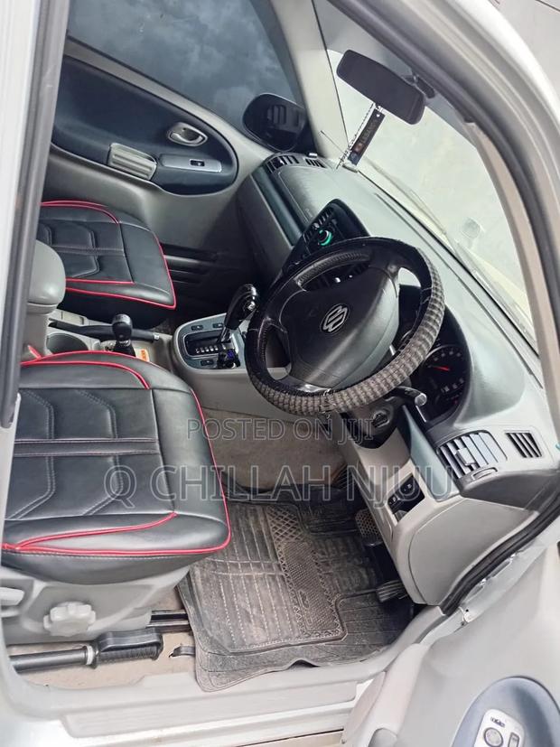 Suzuki Escudo 2001 Silver