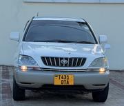 Toyota Harrier 2001 White for sale