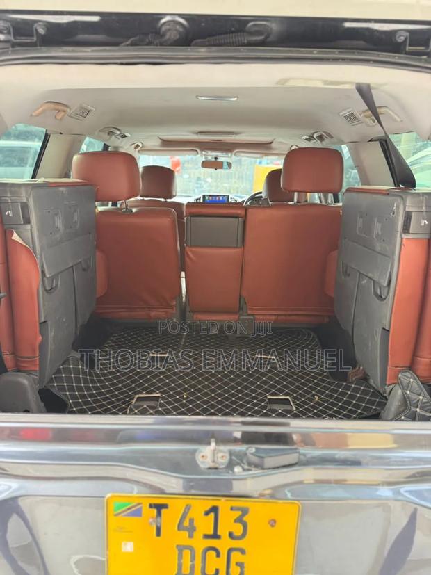 Toyota Land Cruiser 2008 Gray