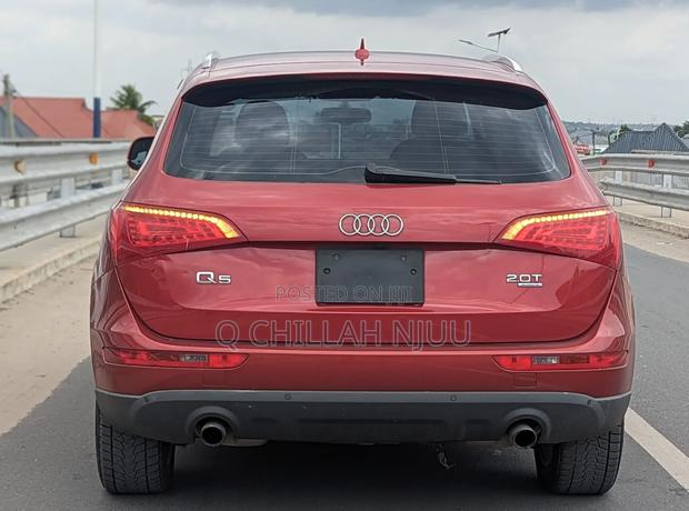 Audi Q5 2009 Red