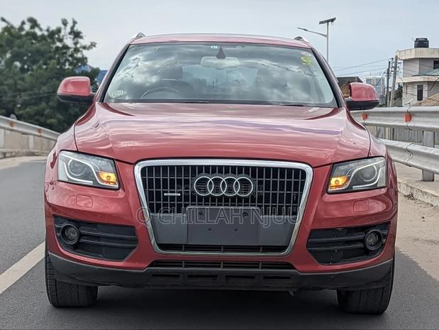 Audi Q5 2009 Red