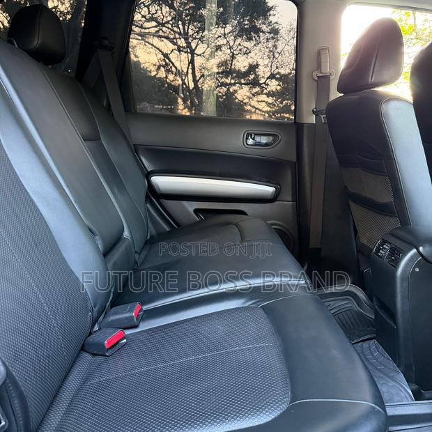 Nissan X-Trail 2.0 Petrol XE 2012 Black
