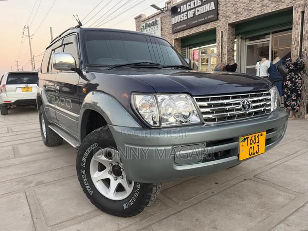 Toyota Land Cruiser Prado 1997 Blue