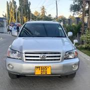 Toyota Kluger 2003 Silver for sale