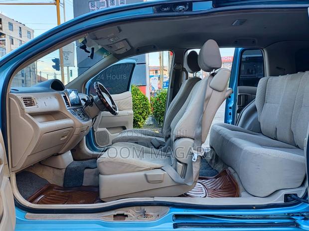 Toyota Raum 2005 Blue