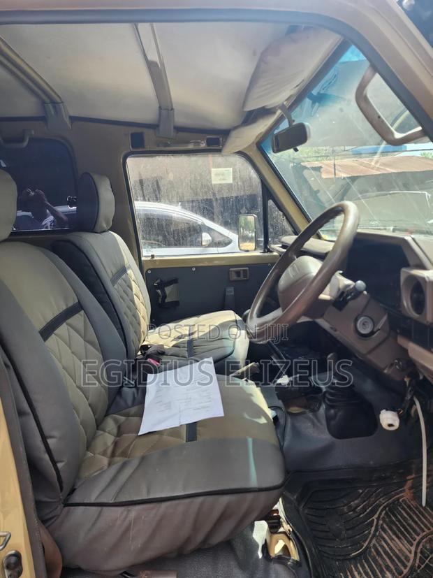Toyota Land Cruiser 2010 Beige