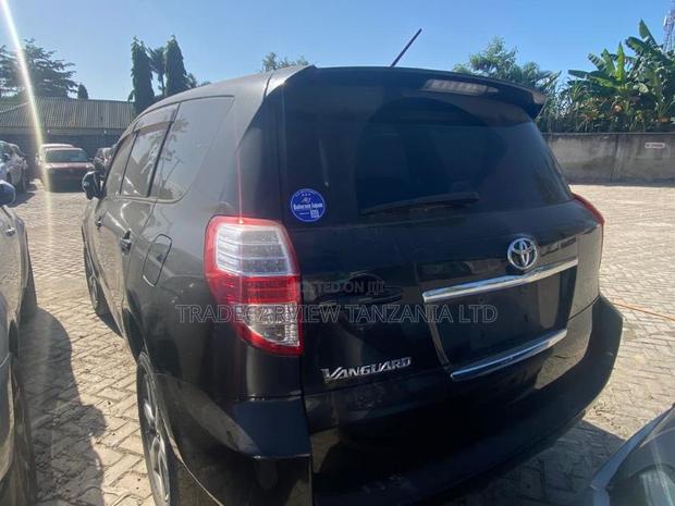 Toyota Vanguard 2008 Black