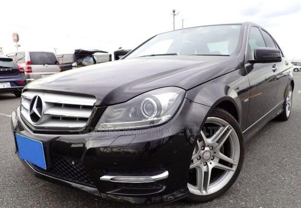 Mercedes-Benz C-Class C 180 (C204) 2012 Black