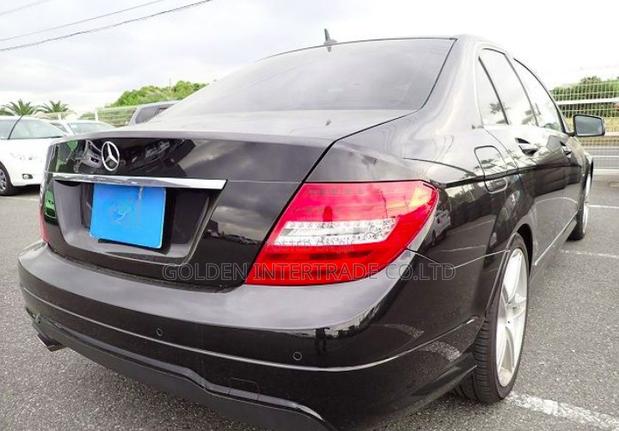 Mercedes-Benz C-Class C 180 (C204) 2012 Black