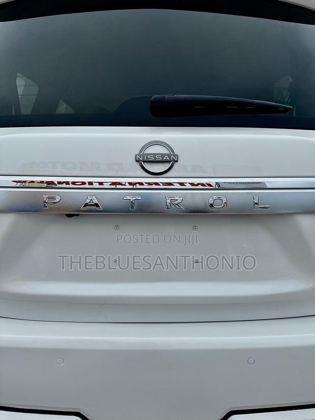 Nissan Patrol 2022 White
