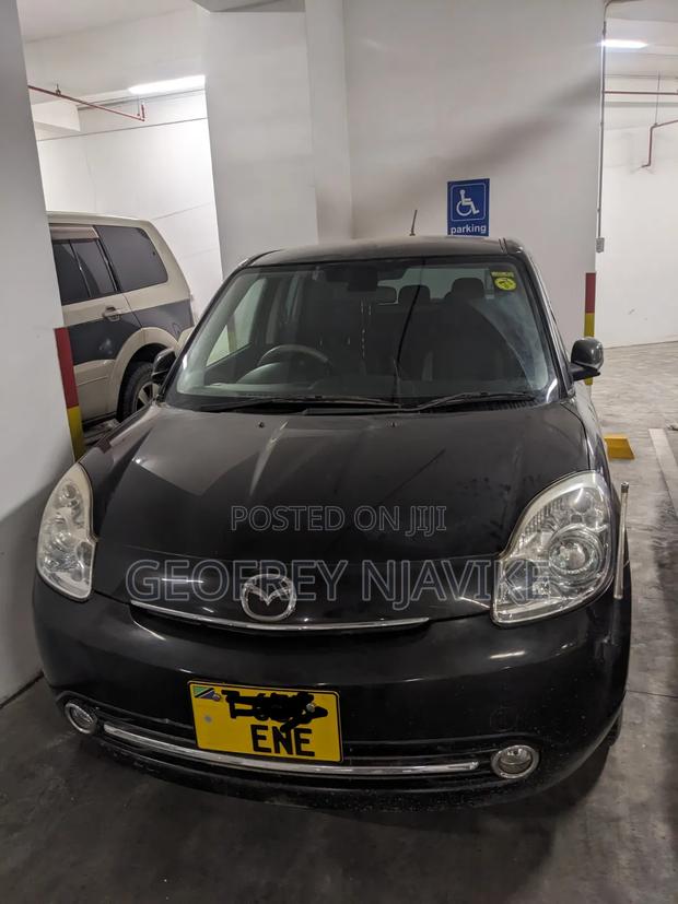 Mazda Verisa 2012 Black