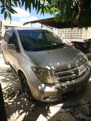 Toyota IST 2002 Gold for sale