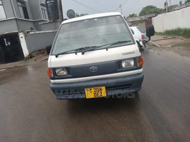 Toyota TownAce 2007 White