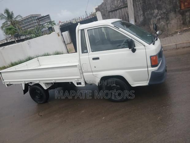 Toyota TownAce 2007 White