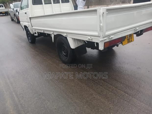 Toyota TownAce 2007 White