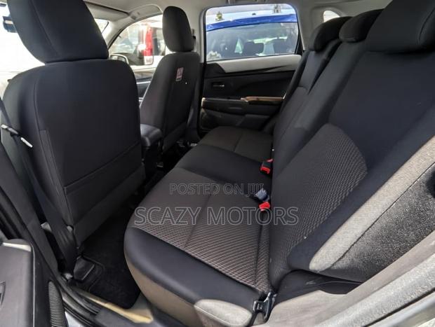 Mitsubishi RVR 2.0 2012 Gray
