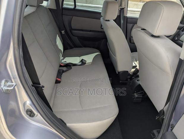 Mazda Verisa 2004 Silver