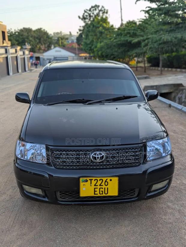 Toyota Succeed 2004 Black
