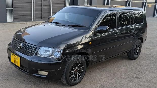 Toyota Succeed 2004 Black