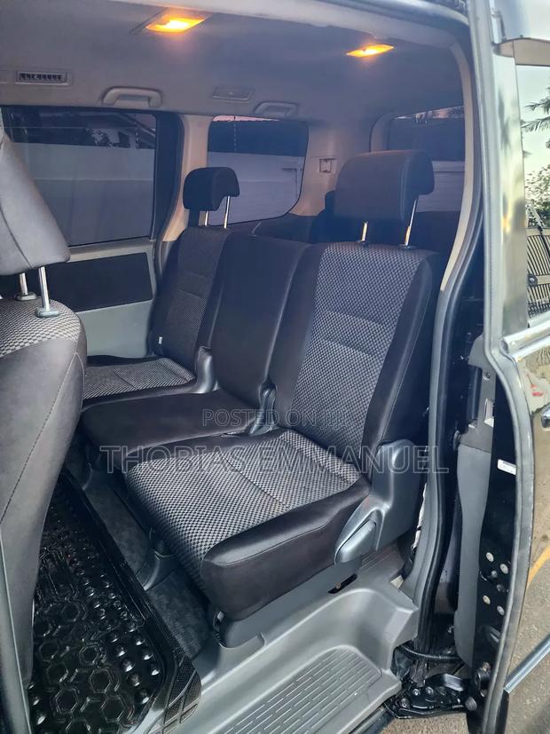 Toyota Noah 2008 Black