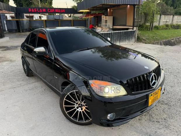 Mercedes-Benz C-Class 2009 Black