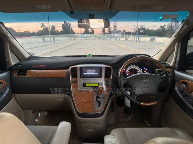 Toyota Alphard 2007 Red