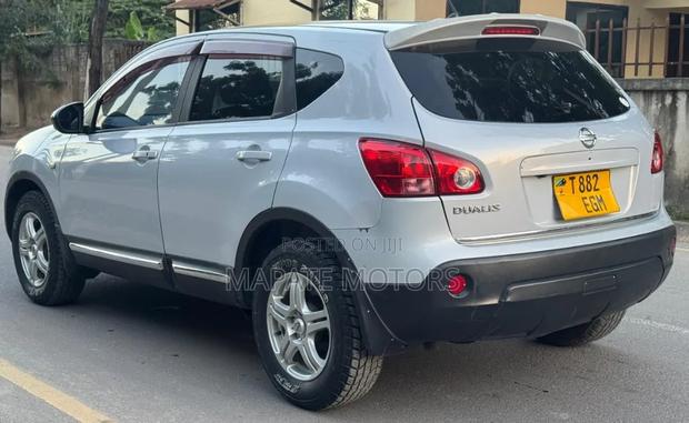 Nissan Dualis 2009 Silver