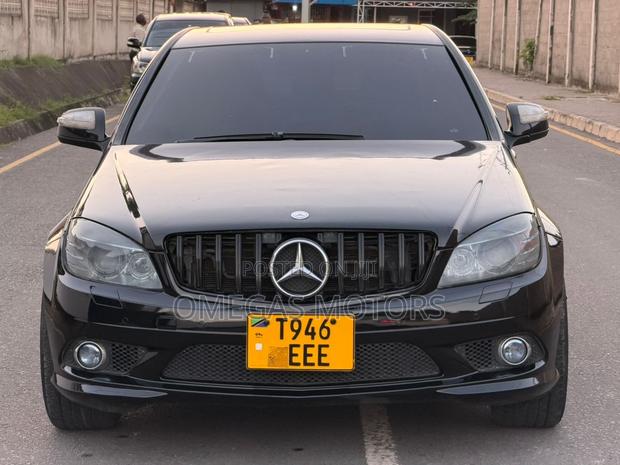 Mercedes-Benz C200 2008 Black