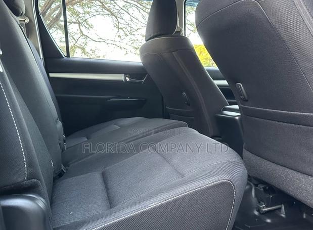 Toyota Hilux 2022