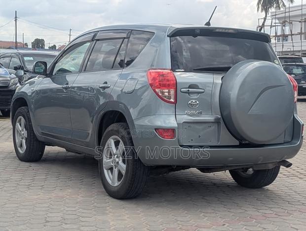 Toyota RAV4 2008 Gray