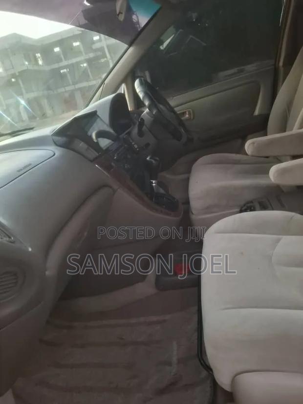 Toyota Harrier 2001 Black