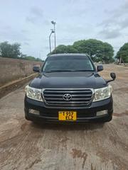 Toyota Land Cruiser 2013 Black for sale