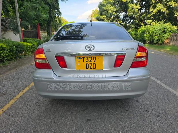 Toyota Premio 2005 Silver