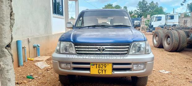 Toyota Land Cruiser Prado 1997 Blue