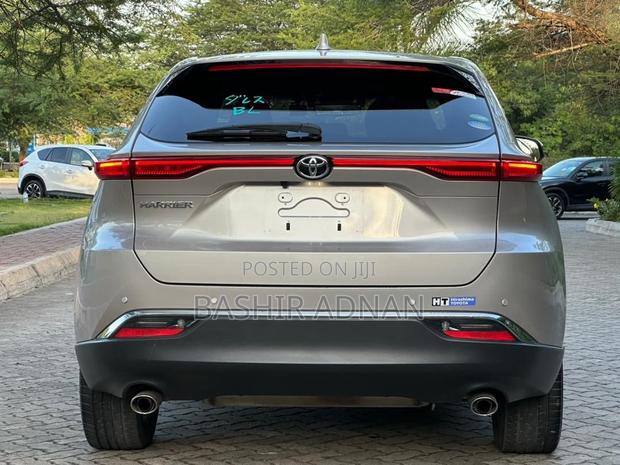 Toyota Harrier Z 2020 Beige