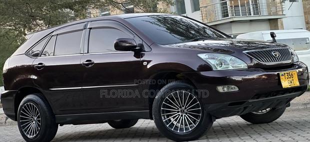 Toyota Harrier 2005 Maroon