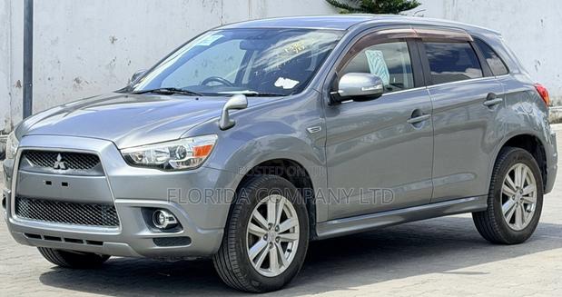 Mitsubishi RVR 2010