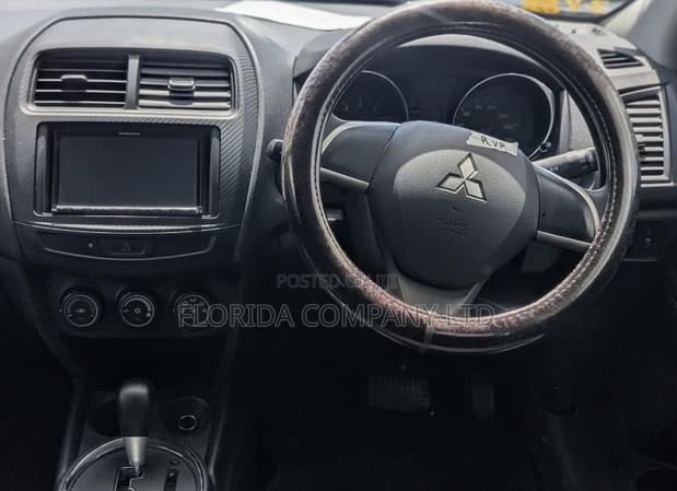 Mitsubishi RVR 2.0 2012