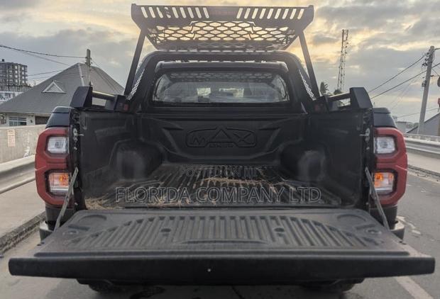 Toyota Hilux 2019 Gray