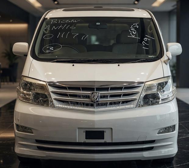 Toyota Alphard 2005 White