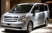 Toyota Noah 2008 Silver for sale