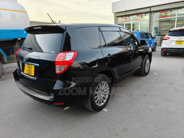 Toyota Vanguard 2009 Black